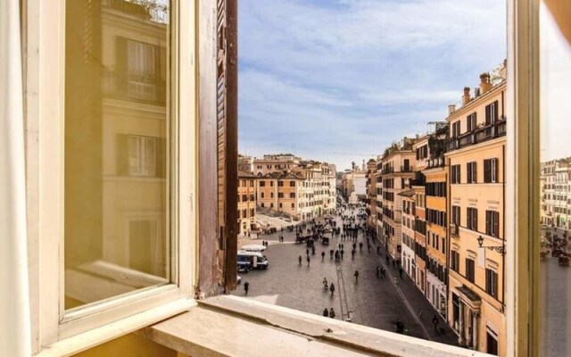 Piazza Spagna 4 bdr exclusive view