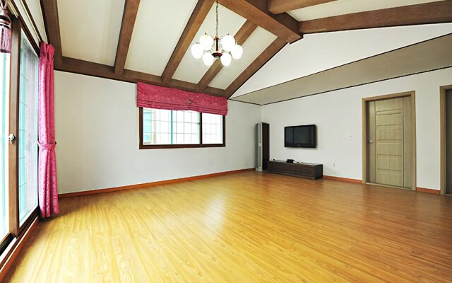 Gapyeong Mystery Pension