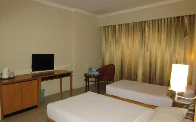 Wisata Hotel Ampera