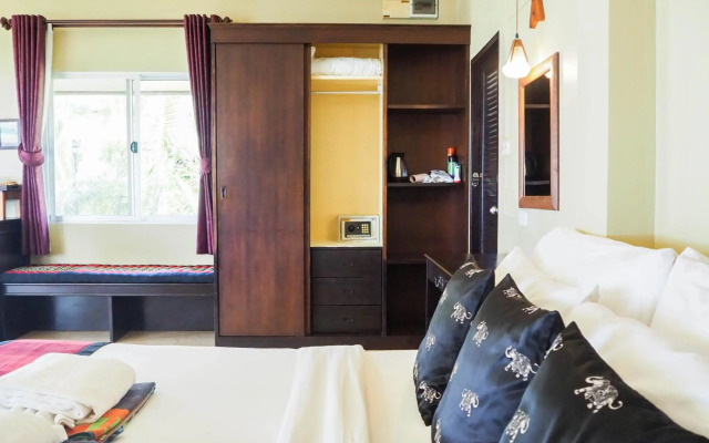 Lanta Castaway Beach Resort