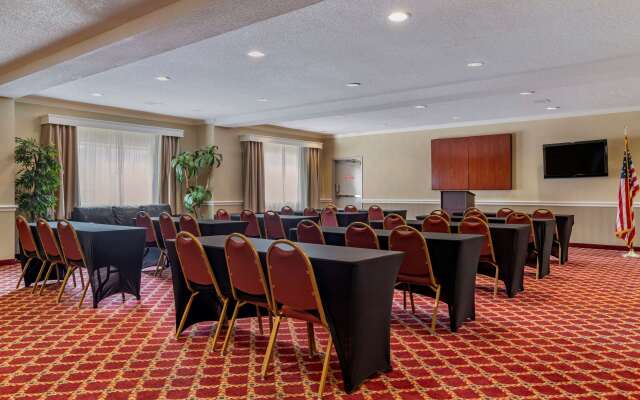 Comfort Inn & Suites Texas Hill Country