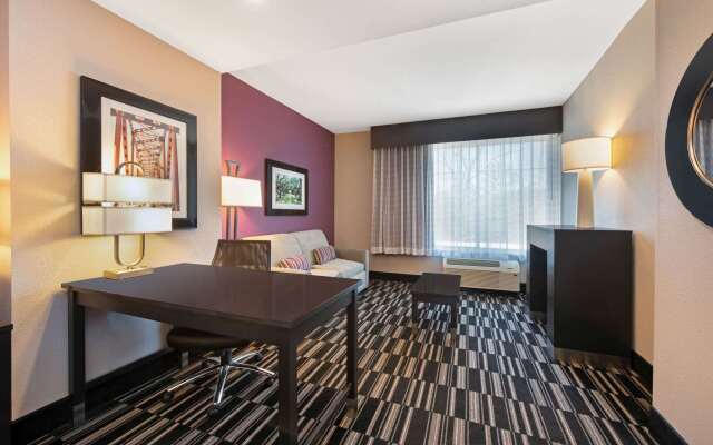 La Quinta Inn & Suites by Wyndham West Monroe