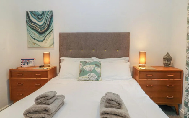 Samphire Lodge