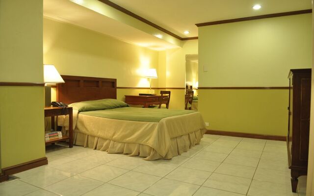 Garden Plaza Suites