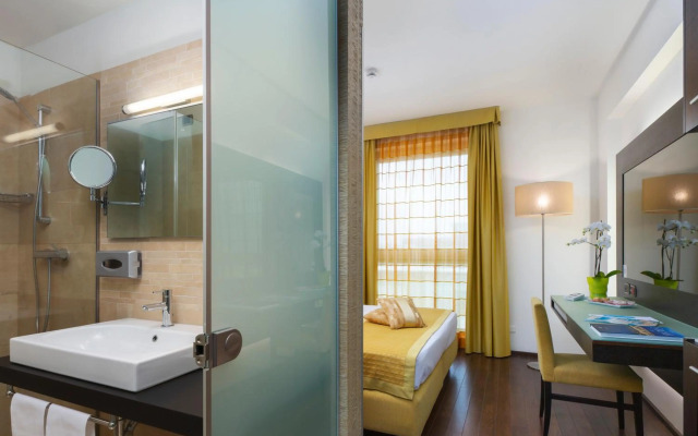 Infinite Hotel at Ratchada