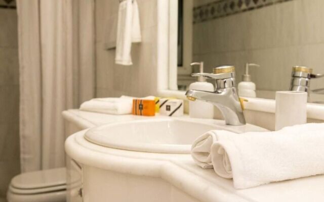Classic Lux Apt Athens Riviera
