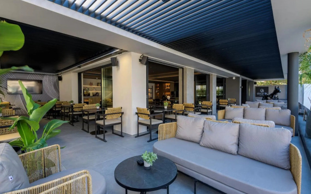 Evanik Chic Hotel