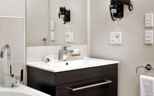 37 The Landing Motel