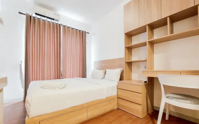 Wonderful Studio At Sky House Bsd Apartment