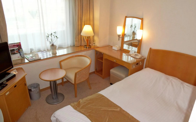 Kobe Luminous Hotel Hyogoekimae