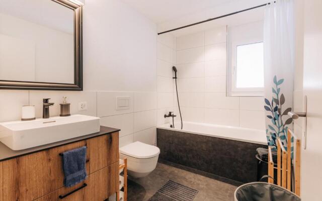 Chuenislodge2 Neu, 2 Balkone, Designerofen, mit top Aussicht!