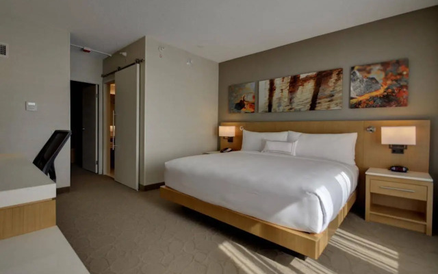 Renaissance Chicago Glenview Suites Hotel