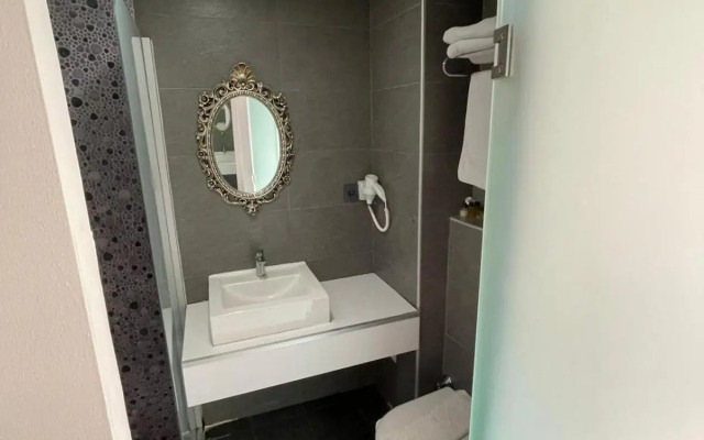 Cle Beach Boutique Hotel