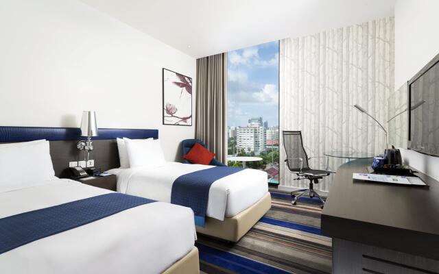 Holiday Inn Express Bangkok Siam, an IHG Hotel