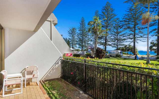 Columbia Beachfront Apartments