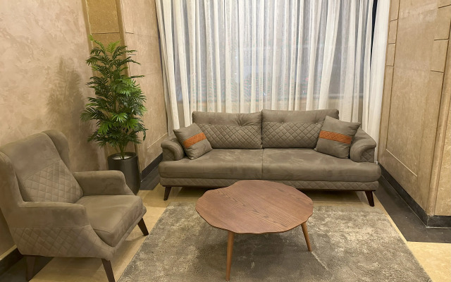 Delta Pyramids Hotel