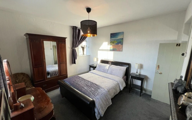 Nore View House