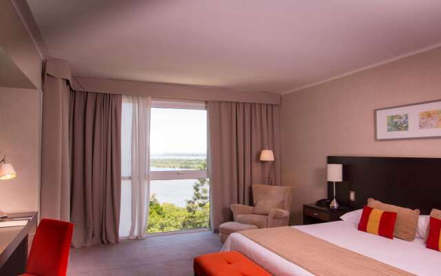 Howard Johnson by Wyndham Plaza Hotel Mayorazgo