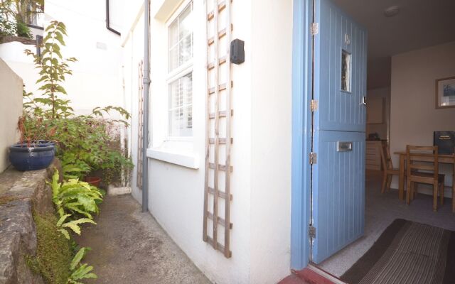Trinity Mews
