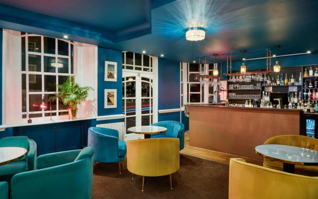 The Royal Adelaide Hotel