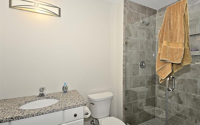 La Bella Vita by Long & Foster