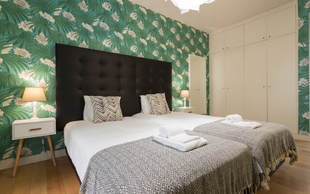 Chiado Modern Three-Bedroom Apartment - by LU Holidays