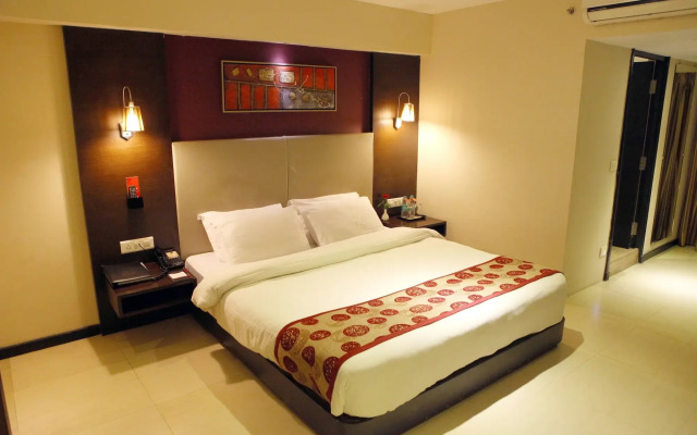 Lords Plaza, Surat