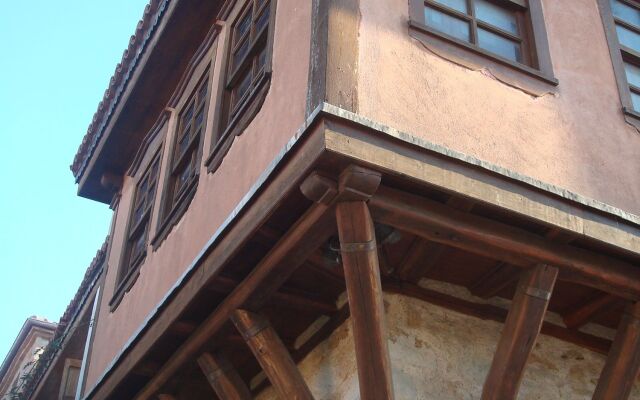 Oikia Alexandrou Traditional Inn