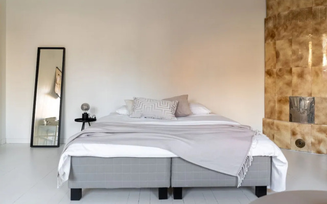 Studio for 4 people next to Areena