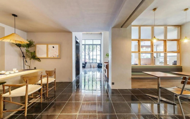 Allston Hotel (Xiamen Zhongshan Road Bailuzhou Park)