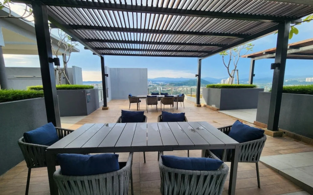 Neu Suites Horizon View Apartments