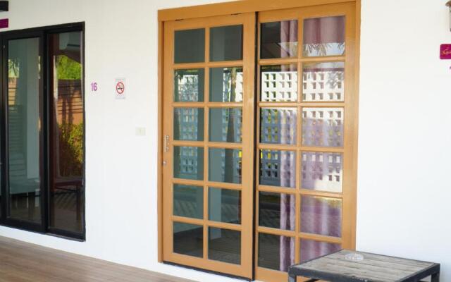 IP Plus Resort Chanthaburia - Halal Hotel