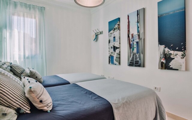 Modern & Chic Loft Apt. *Terrace *BBQ *Parking