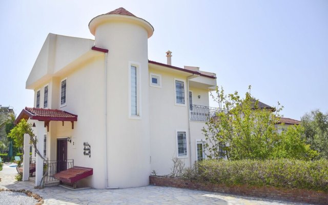 Villa Paradise by Turkish Lettings