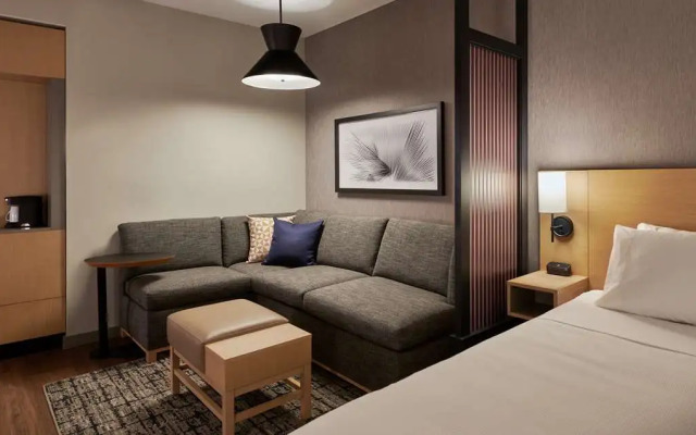 Hyatt Place Asheville Airport