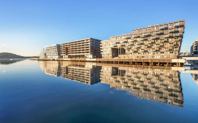 Wright Apartments