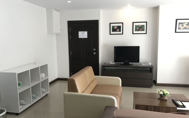 14 Place Sukhumvit Suites - SHA Plus