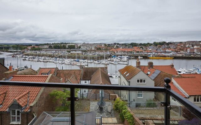 Harbour View House