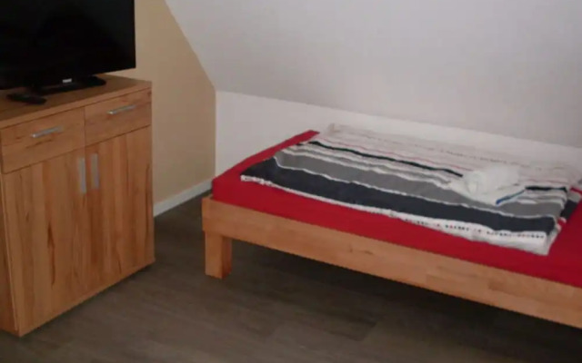 House Little Maddi Comfortable Vacation Home