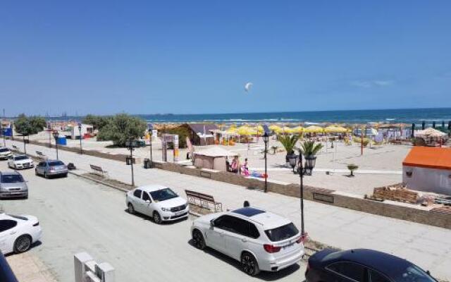 Wave 1 Promenada Apartments