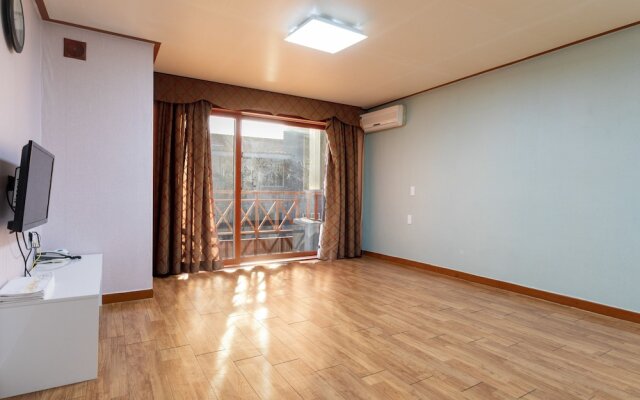 Jeju Tovice Condo New Building