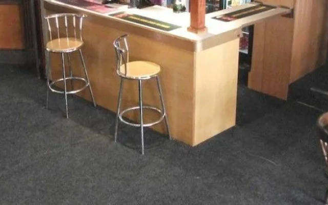 The Middlegate Hotel