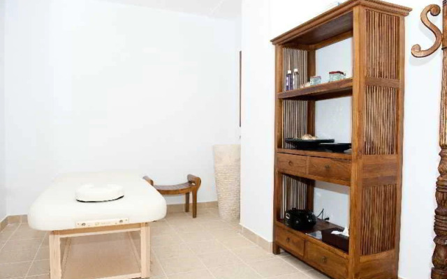 Caro Golf Hotel