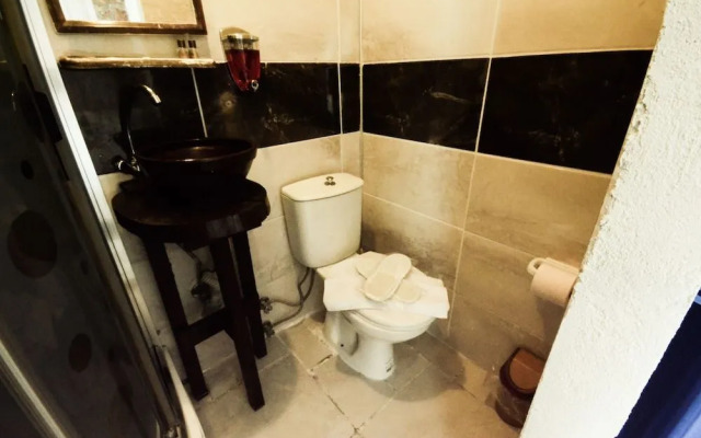 Ayvalik Moda Pansiyon