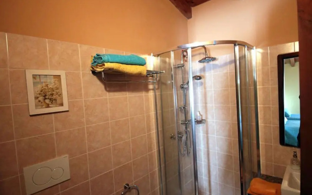 Villa Diana, Marche - intera struttura con piscina