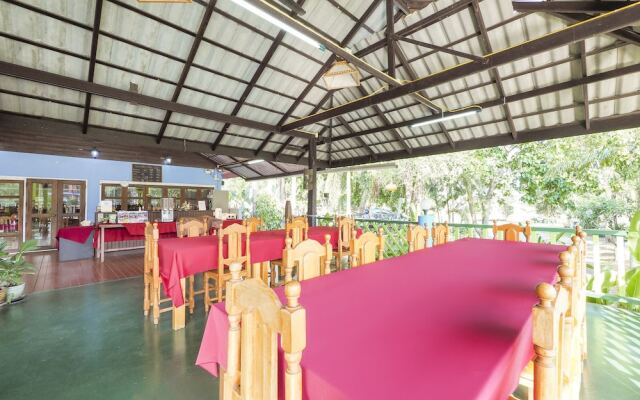 OYO 920 Saensukkho Hotel And Resorts