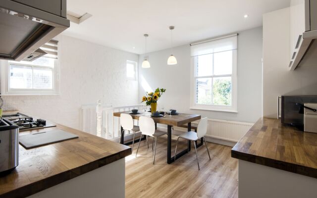 Excellent Earlsfield Home close to Wandsworth Common