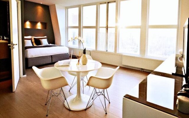 AMS Suites
