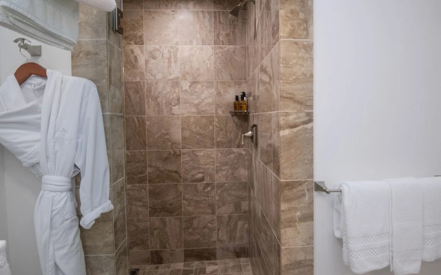 Ritz Carlton Vail #314 3 Bedroom Condo