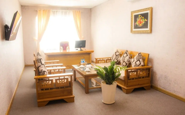 HANZ Pleiku Hotel